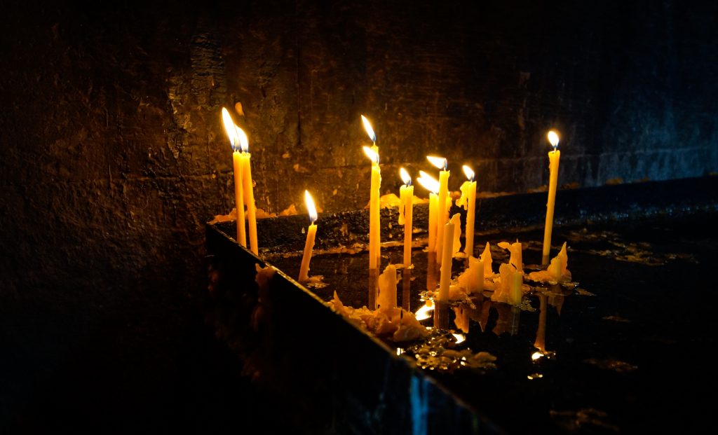 he free high-resolution photo of water, light, glowing, night, evening, reflection, flame, fire, religion, darkness, church, cathedral, street light, christian, candle, lighting, religious, meditation, burning, faith, prayer, christianity, orthodox, candlelight, lit, wax, sacrificial lights, spirituality