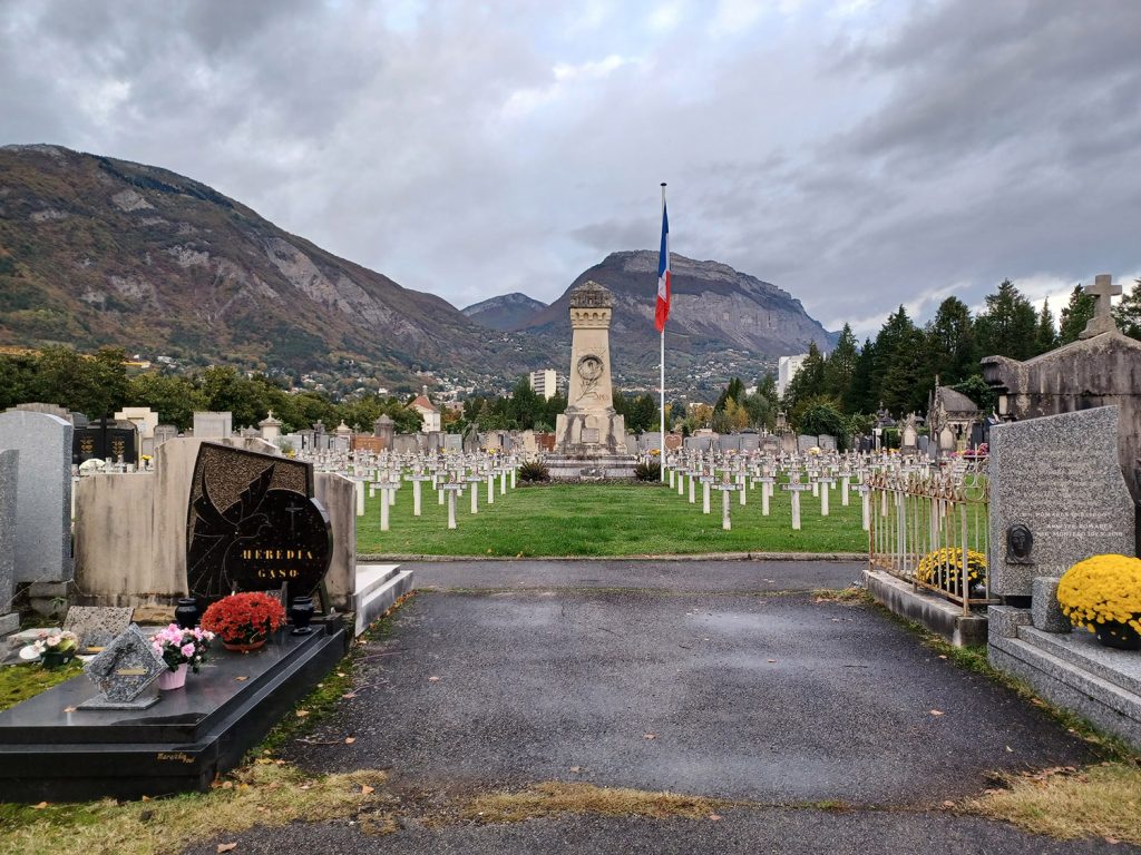 WWI soldier grave site,