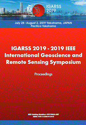 International Geoscience and Remote Sensing Symposium -konferenssijulkaisun kansikuva. Punainen pohja, valkoinen teksti. Yläosassa kuva kaupunkisiluetista ja organisaation logo.